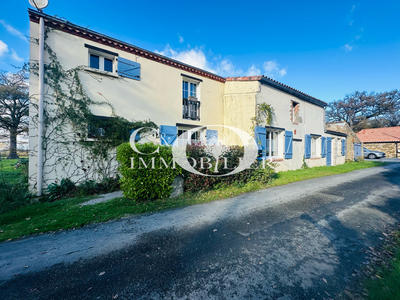 Maison - 160 m² - 5 pièces