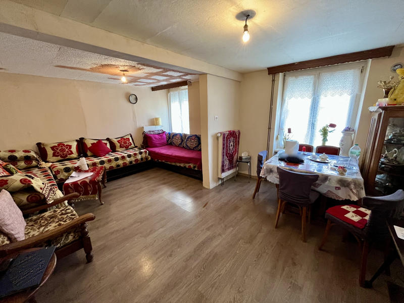 Maison - 130 m² - 7 pièces