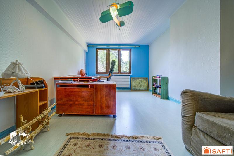 Maison - 351 m² - 14 pièces