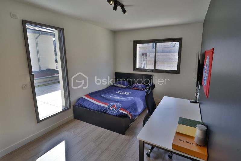 Maison - 153 m² - 6 pièces