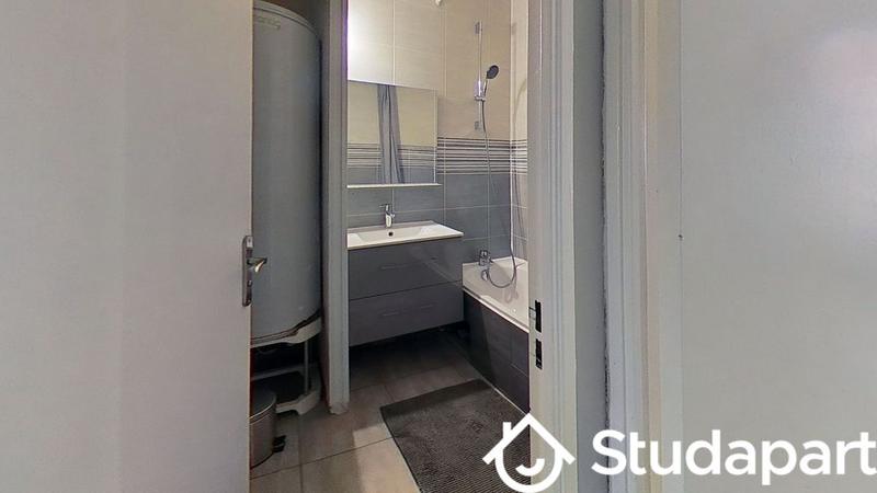 Chambre - 55 m² - 1 pièce