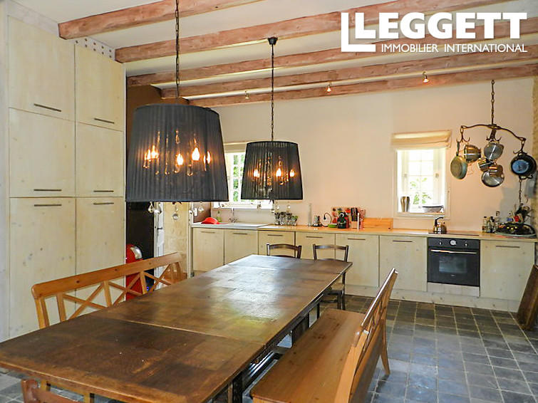 Maison de campagne - 226 m² - 10 pièces
