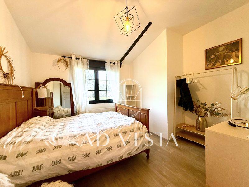 Maison ancienne - 160 m² - 5 pièces