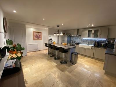 Maison en pierre - 143 m² - 5 pièces