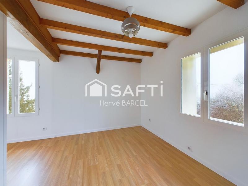 Maison - 279 m² - 12 pièces