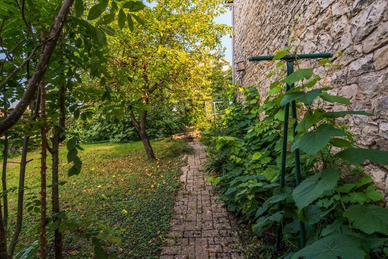 Maison - 93 m² - 5 pièces