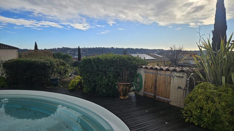 Villa - 96 m² - 5 pièces