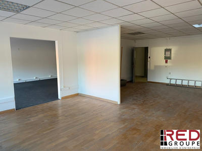 Local d'activités - 199 m²