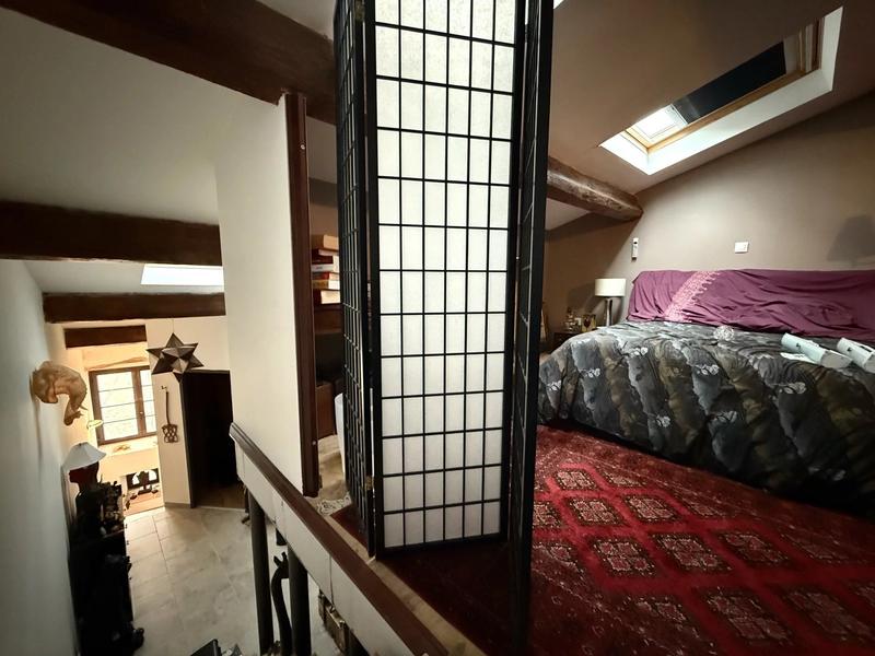 Appartement - 110 m² - 3 pièces