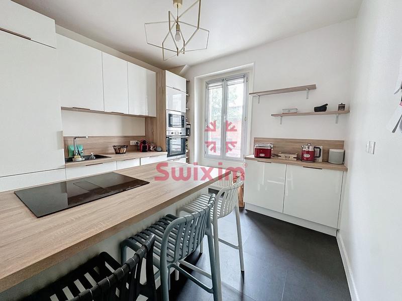 Appartement - 90 m² - 4 pièces