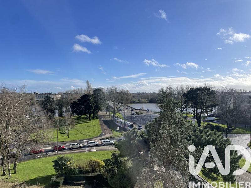 Appartement - 82 m² - 3 pièces