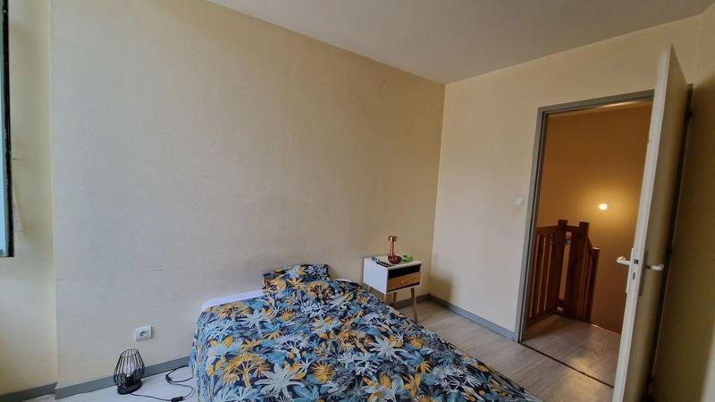 Maison - 225 m² - 10 pièces