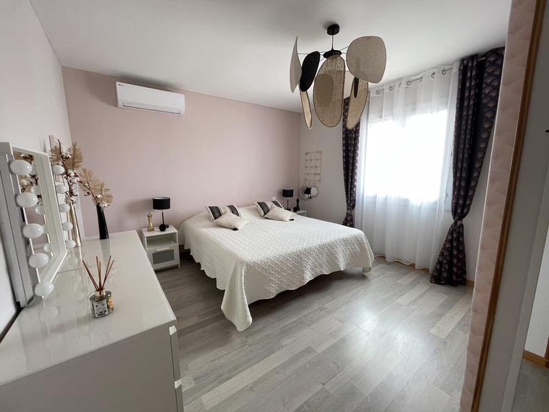 Maison - 94 m² - 4 pièces