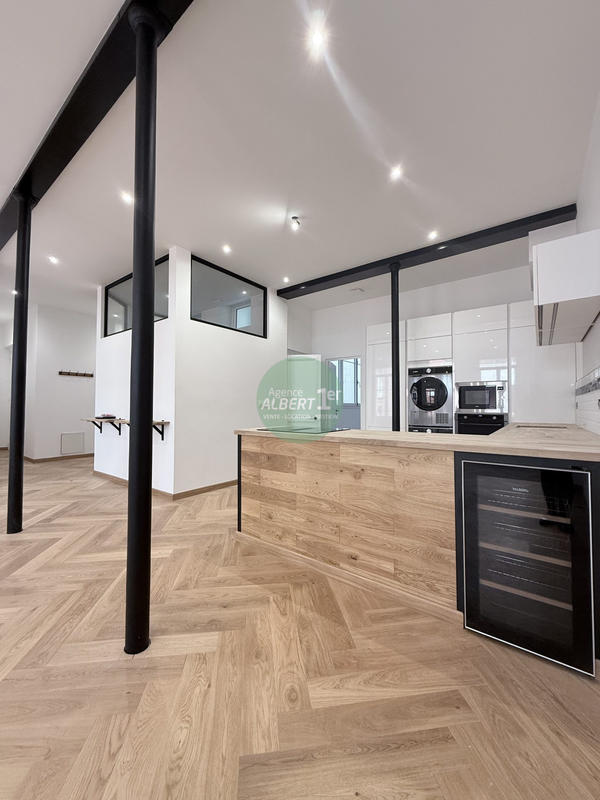 Appartement - 109 m² - 4 pièces