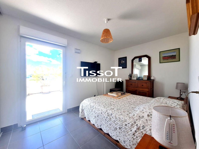 Appartement - 95 m² - 4 pièces