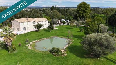 Maison - 458 m² - 15 pièces