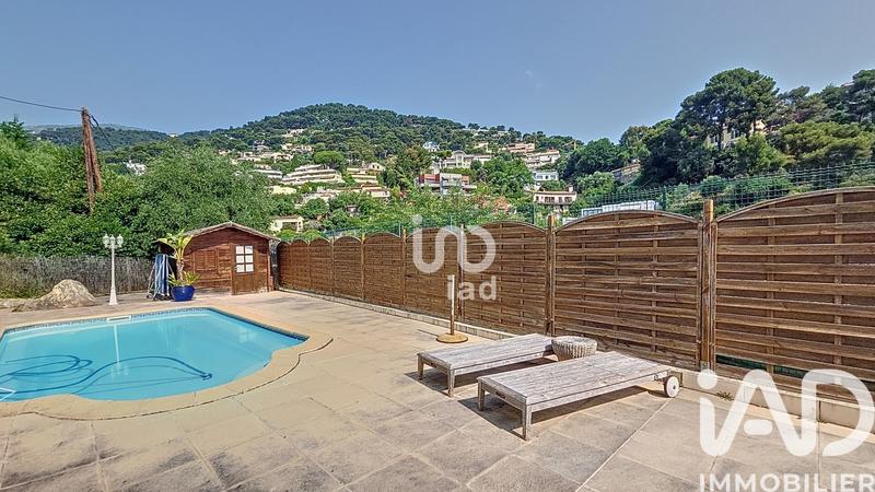 Appartement - 150 m² - 6 pièces