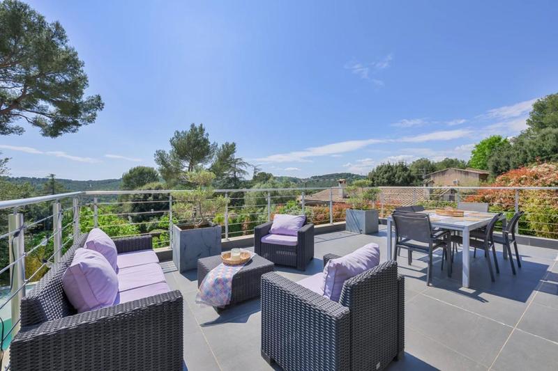 Maison - 166 m² - 5 pièces