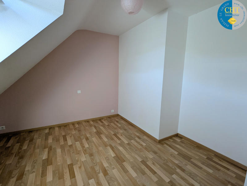 Maison - 107 m² - 6 pièces