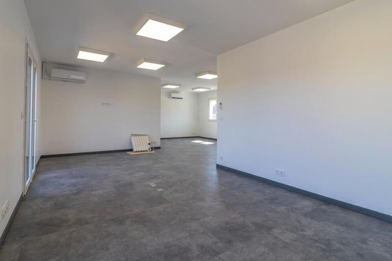 Maison - 121 m² - 6 pièces