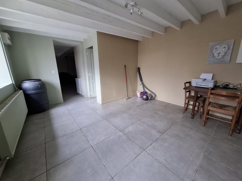 Maison ancienne - 300 m² - 7 pièces