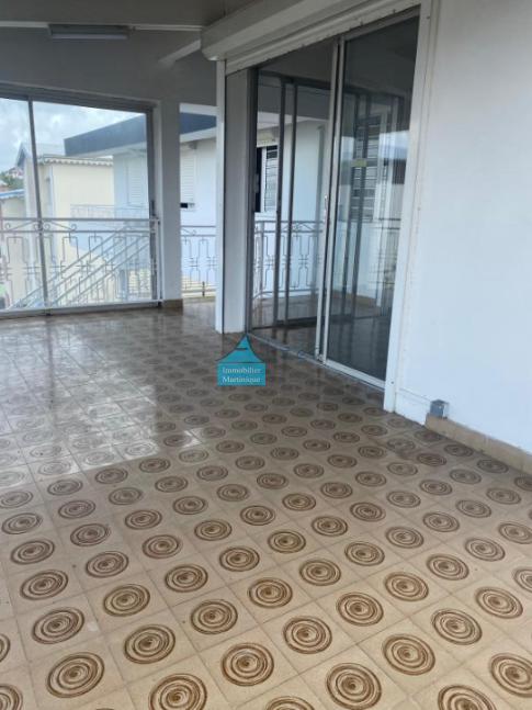 Maison - 124 m² - 6 pièces