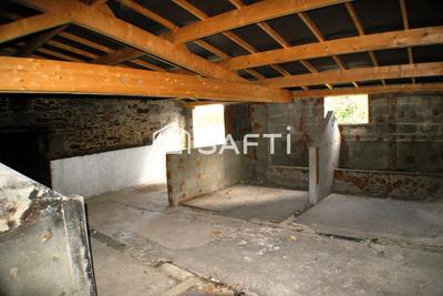 Maison - 250 m² - 4 pièces