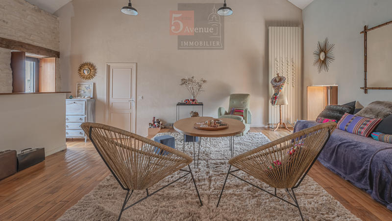 Maison - 550 m² - 15 pièces