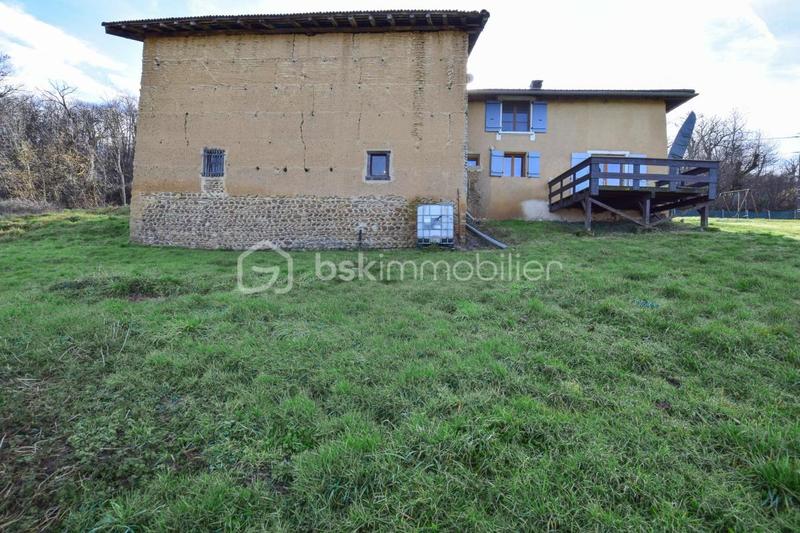 Maison - 98 m² - 5 pièces