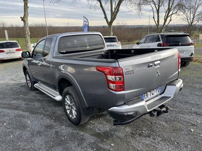 Mitsubishi L200 Club Cab 2.4 Di-D 181 Intense Connect