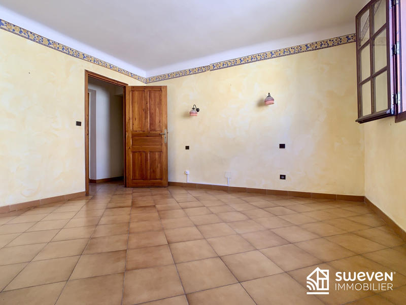 Maison ancienne - 197 m² - 7 pièces