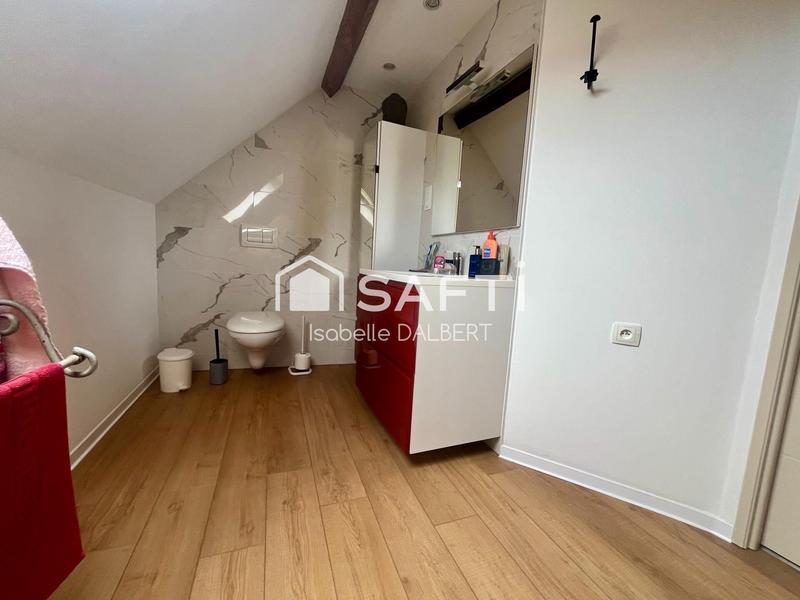 Maison - 260 m² - 8 pièces