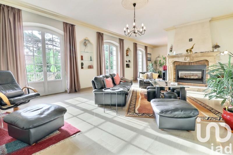 Maison - 198 m² - 5 pièces