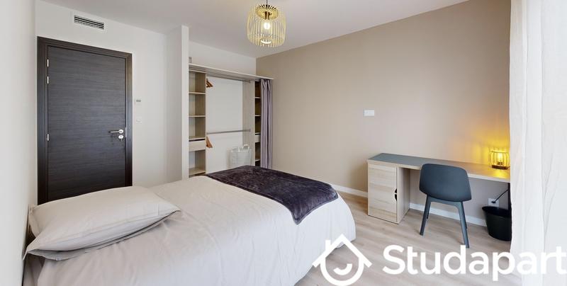 Chambre - 17 m² - 1 pièce