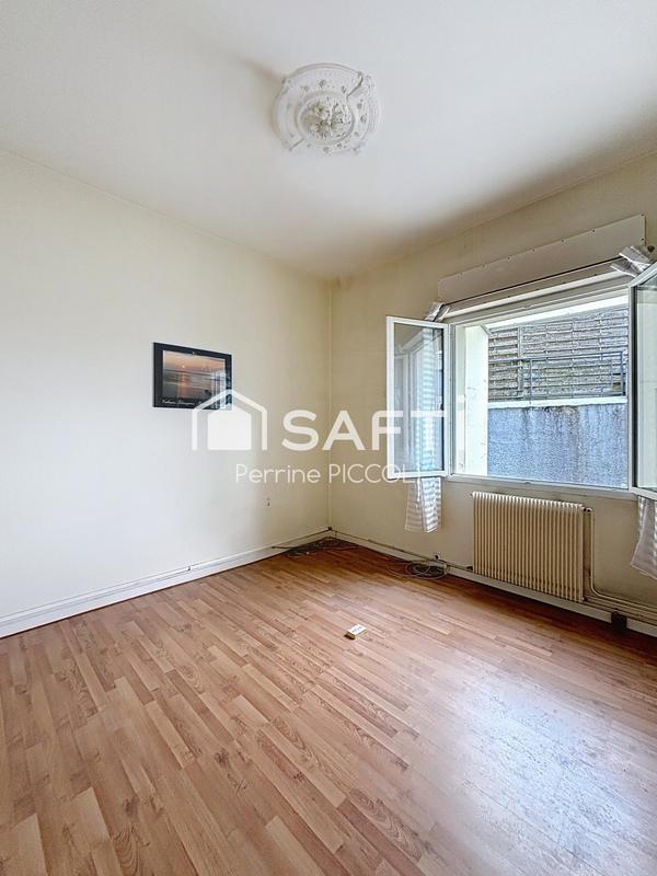 Bureau - 154 m² - 9 pièces