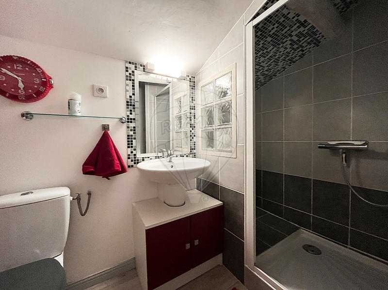 Demeure - 200 m² - 10 pièces