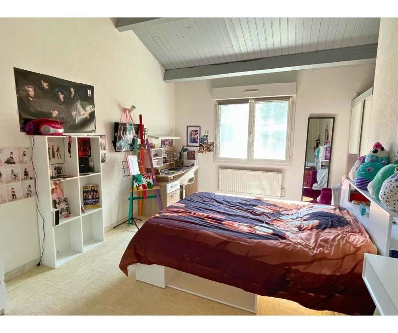 Maison - 182 m² - 10 pièces