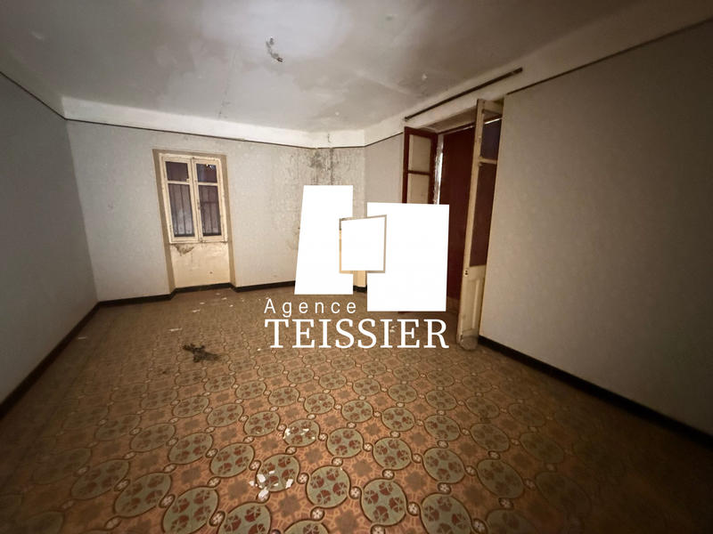 Maison - 100 m² - 2 pièces