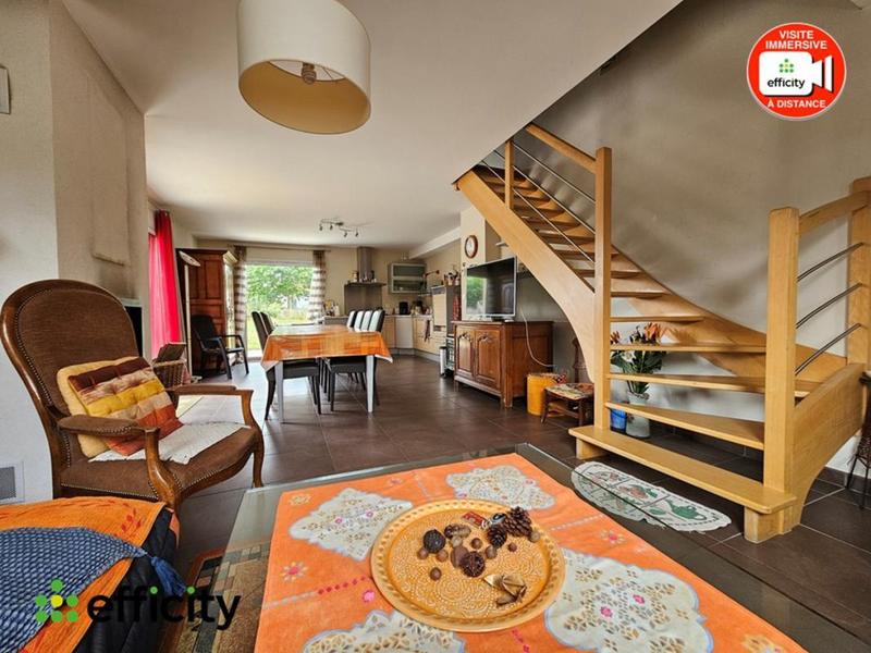 Maison - 108 m² - 6 pièces