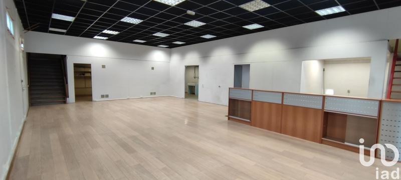 Local commercial - 220 m²