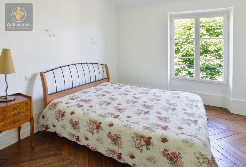 Maison - 333 m² - 10 pièces