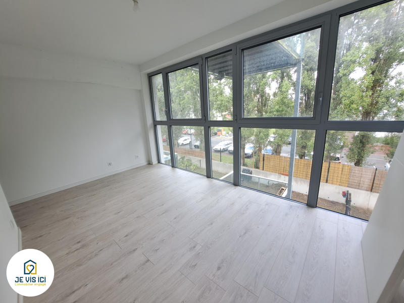 Loft - 92 m² - 5 pièces