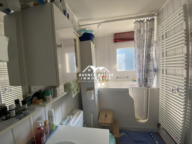 Maison - 95 m² - 6 pièces