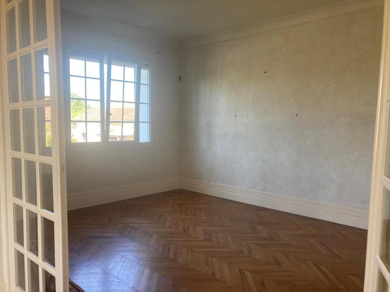 Maison - 107 m² - 7 pièces