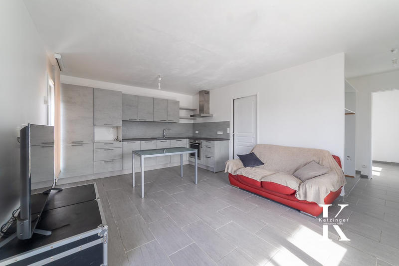 Maison - 179 m² - 7 pièces