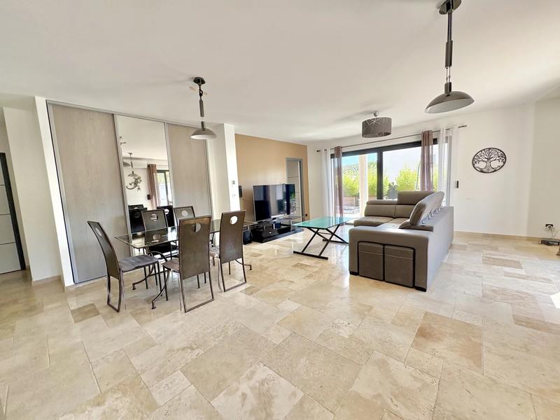 Maison - 125 m² - 3 pièces