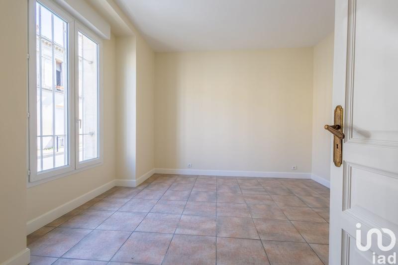 Maison - 205 m² - 7 pièces