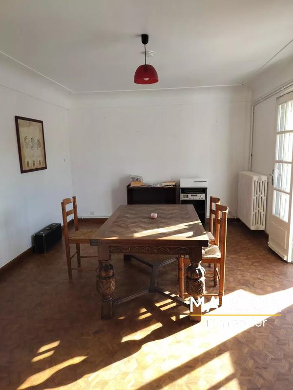 Maison - 291 m² - 11 pièces