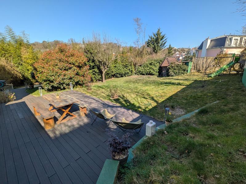 Maison - 205 m² - 9 pièces