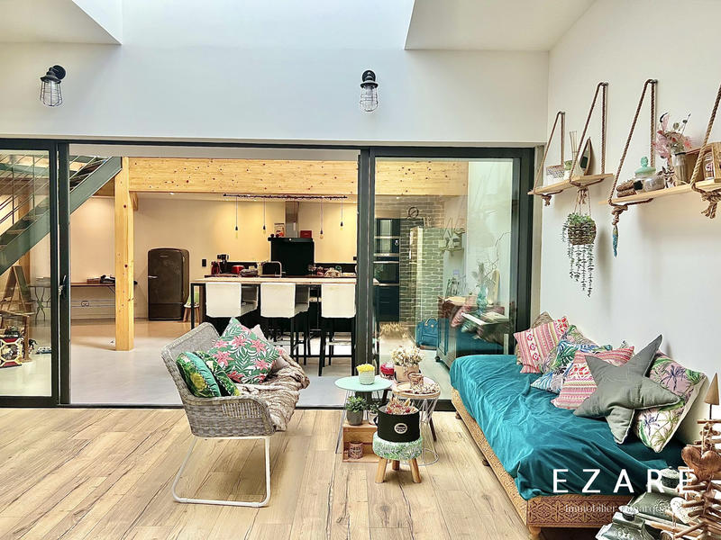 Appartement - 198 m² - 7 pièces